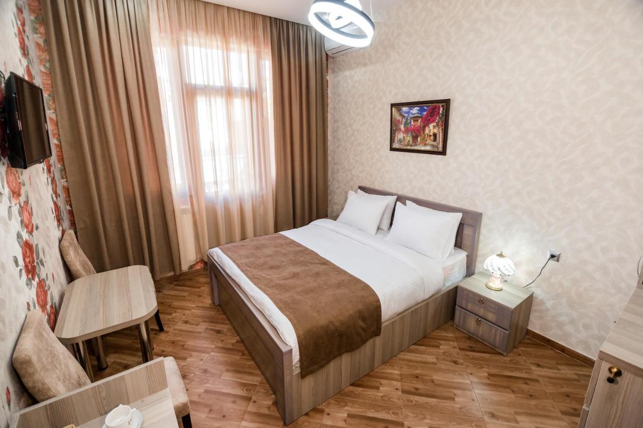 George Hotel Tbilisi Eksteriør bilde