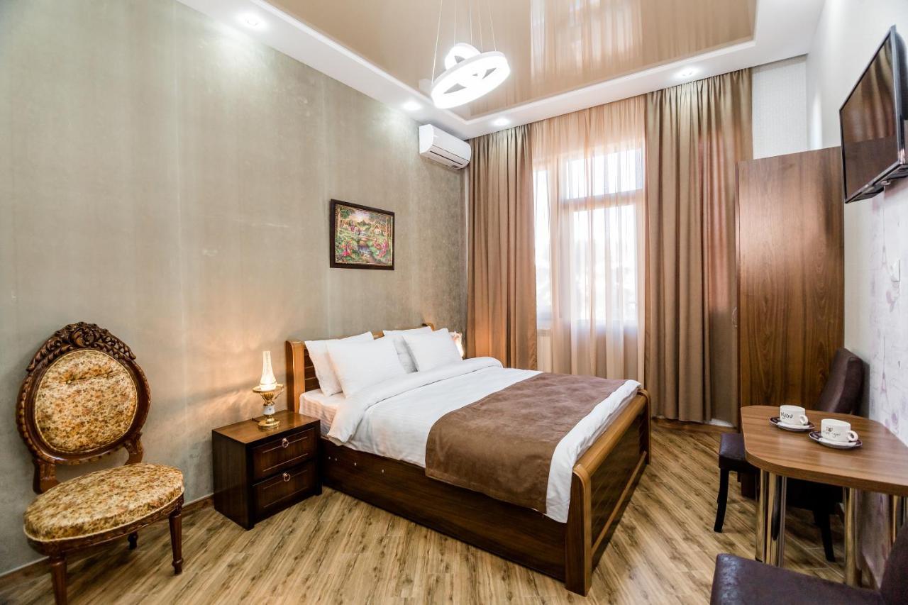 George Hotel Tbilisi Eksteriør bilde