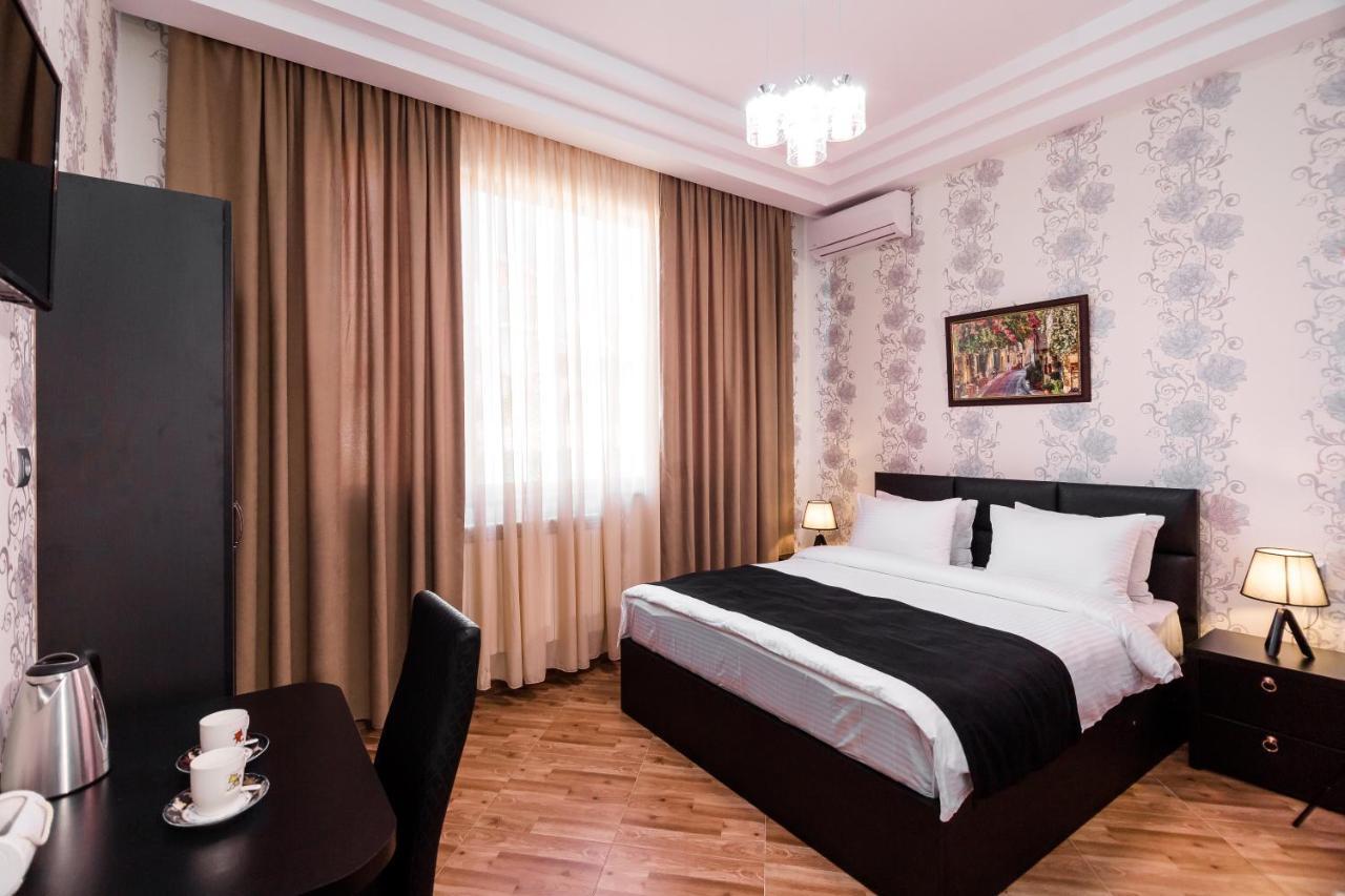George Hotel Tbilisi Eksteriør bilde
