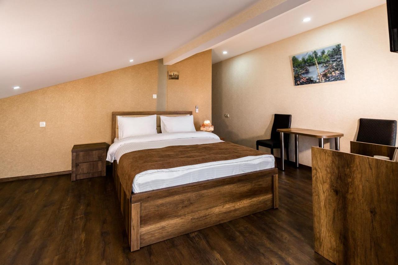 George Hotel Tbilisi Eksteriør bilde