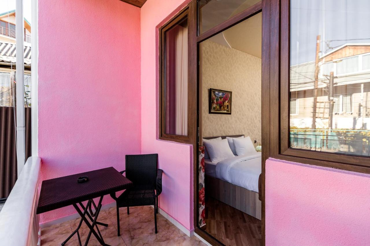 George Hotel Tbilisi Eksteriør bilde